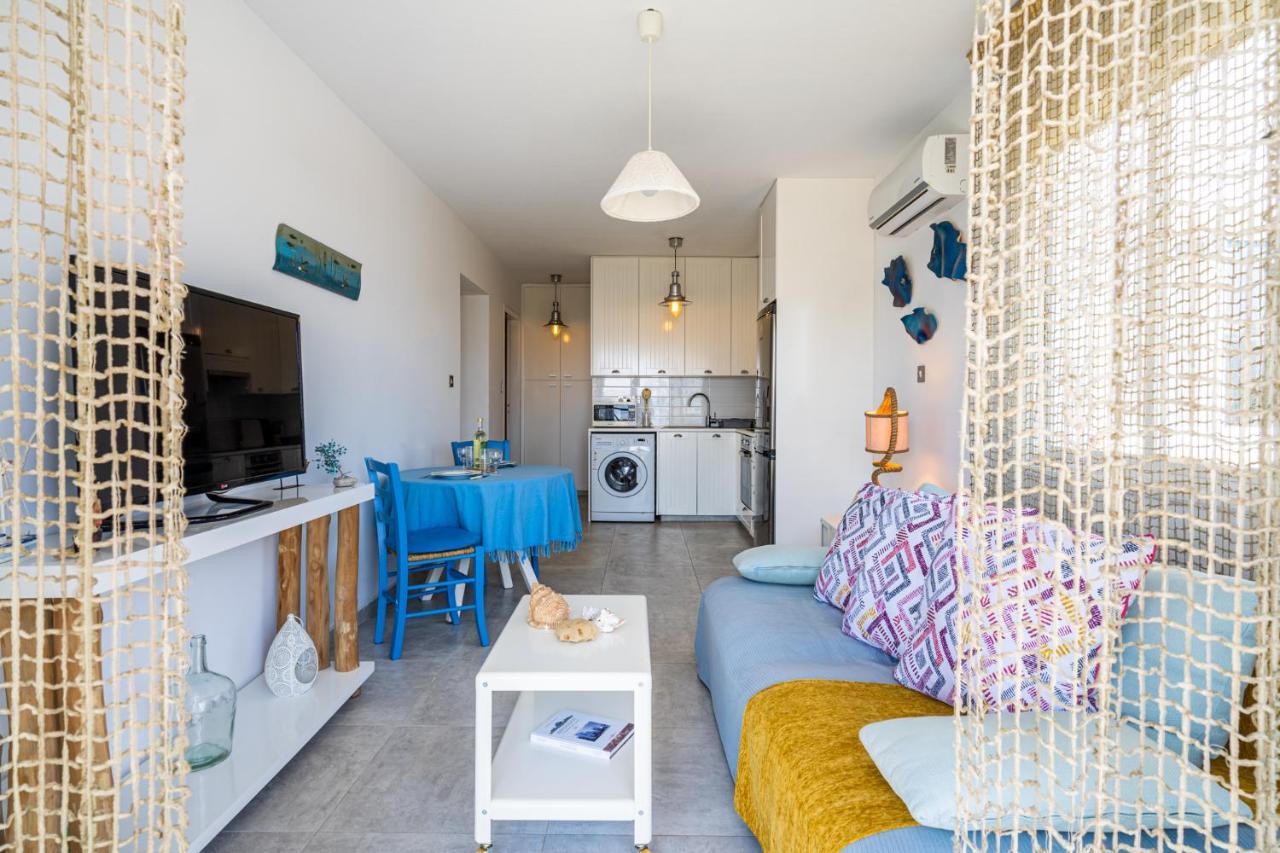 Seawaves 1- Bedroom Apartment Near Meneou Beach Ларнака Екстериор снимка